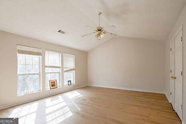 Building Photo - 1570 Swan Valley Ct