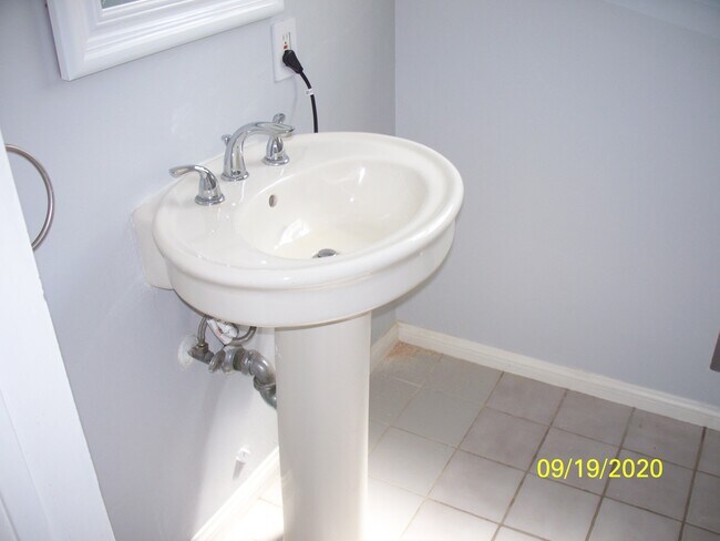 Building Photo - 7339 W 91st St