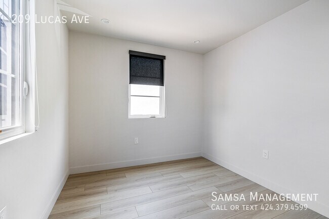 Building Photo - 209 Lucas Ave