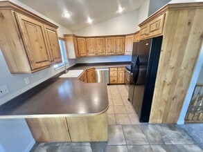 Building Photo - 1273 N 500 W