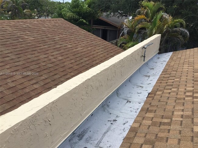 Building Photo - 11318 SW 114th Cir Terrace