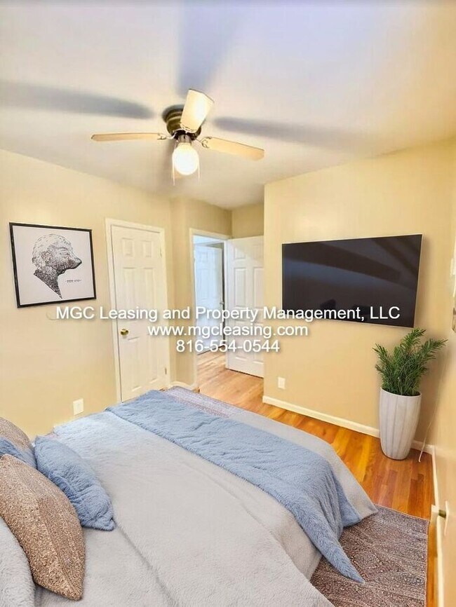 Building Photo - Charming Ranch Style Home Minutes From Downtown Lee's Summit