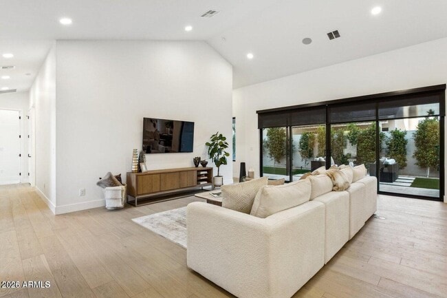 Building Photo - 6323 N 10th Dr