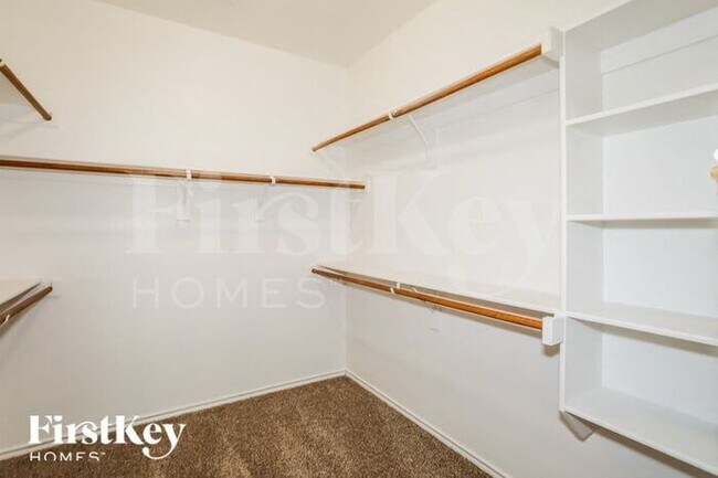Building Photo - 11124 Hawks Landing Rd