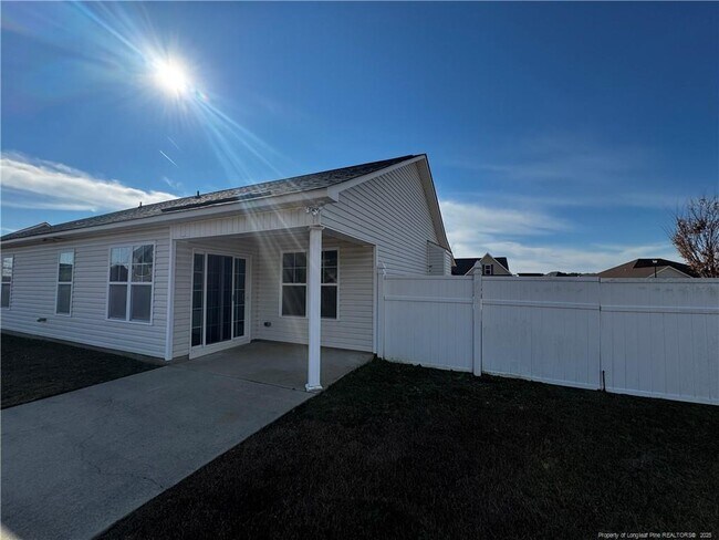 Building Photo - 1328 St Johns Loop