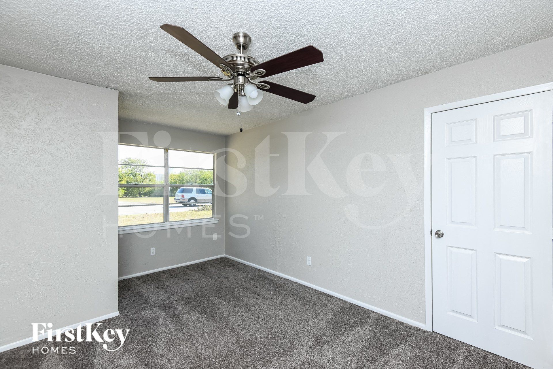 Building Photo - 308 Bluebonnet St