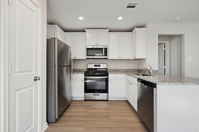 Building Photo - 313 Grayson Baw Ln
