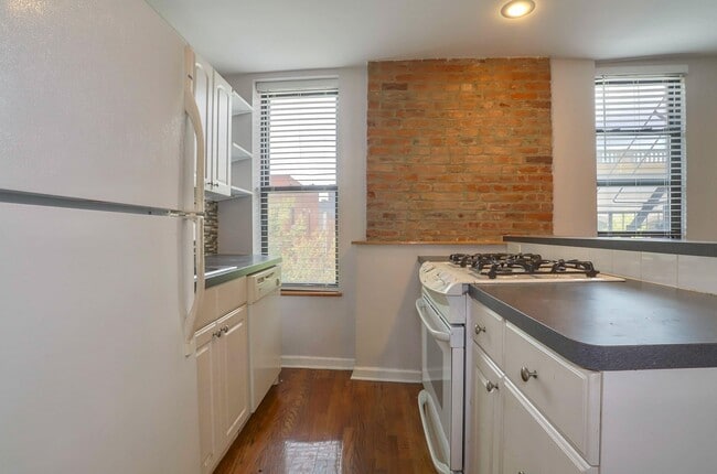 Building Photo - 197 Newark Ave