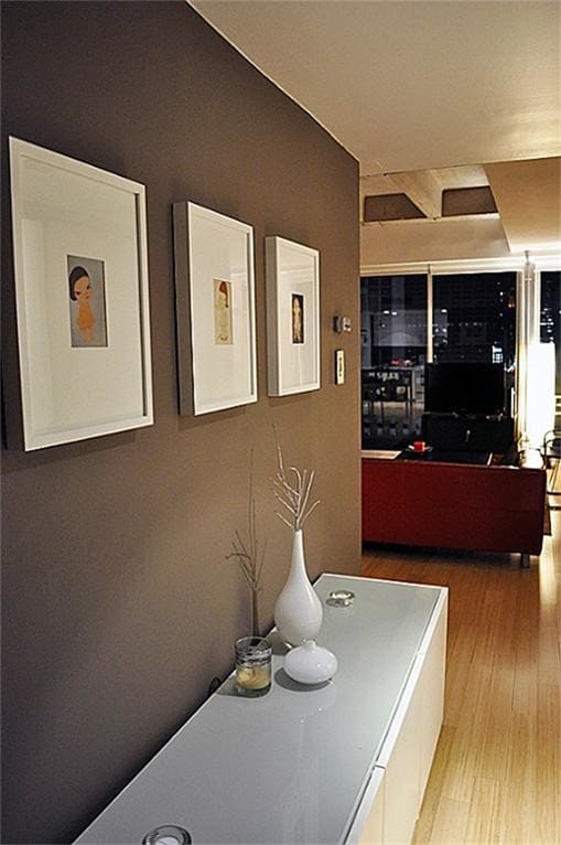 Building Photo - 2016 Main St