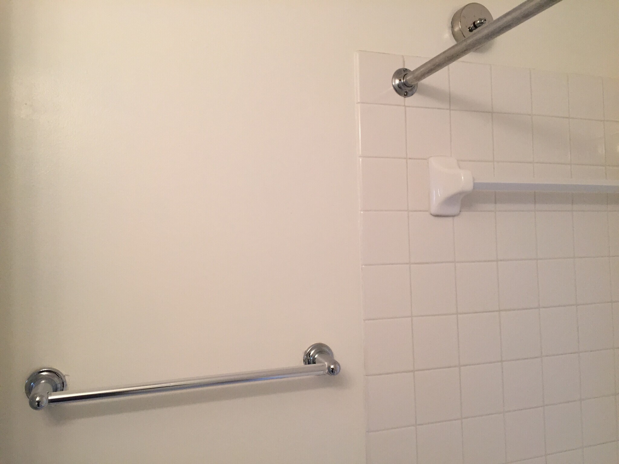 Building Photo - 730 11th St NE