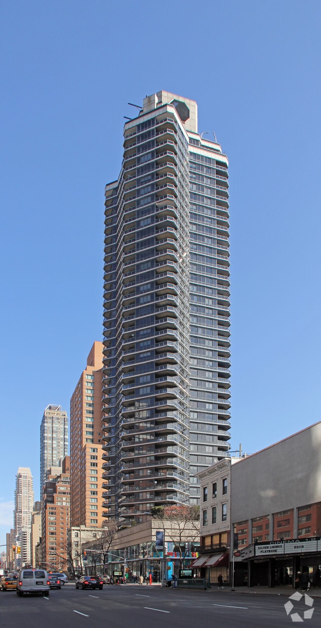 Primary Photo - The Savoy