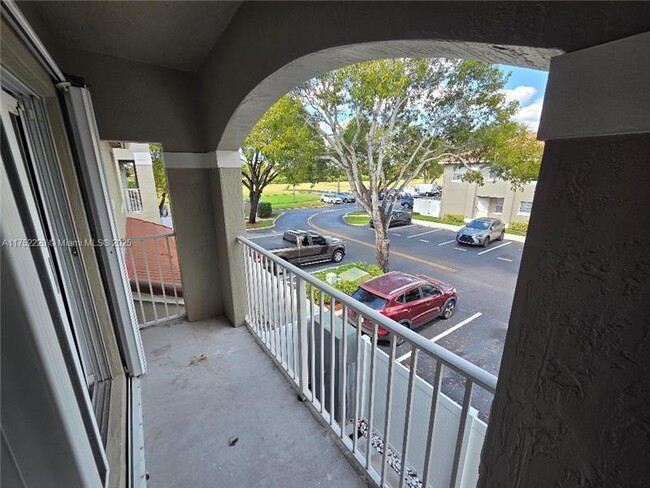 Building Photo - 12678 SW 54th Ct
