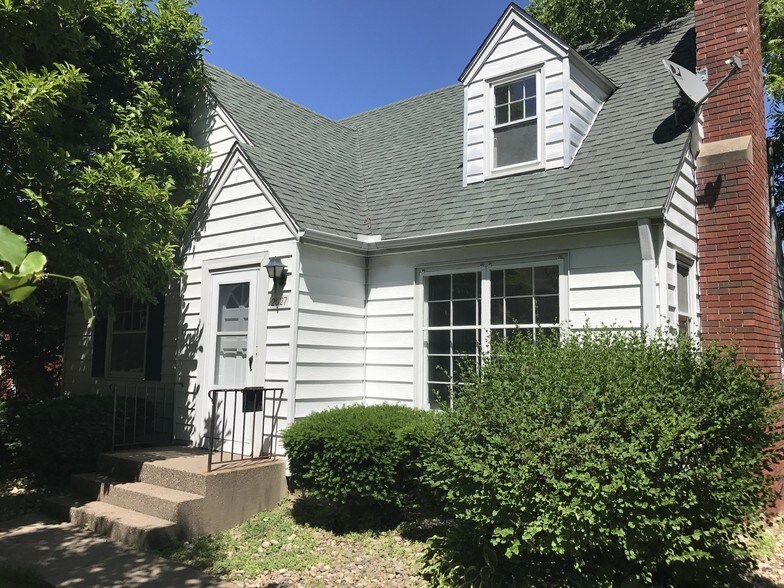 Primary Photo - 2027 37th St