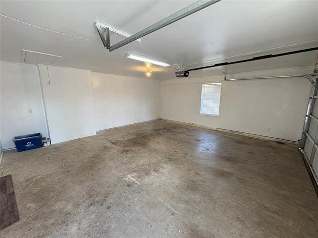 Building Photo - 8111 Llano Ave