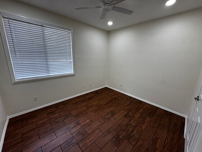 Building Photo - 11412 Via Rancho San Diego