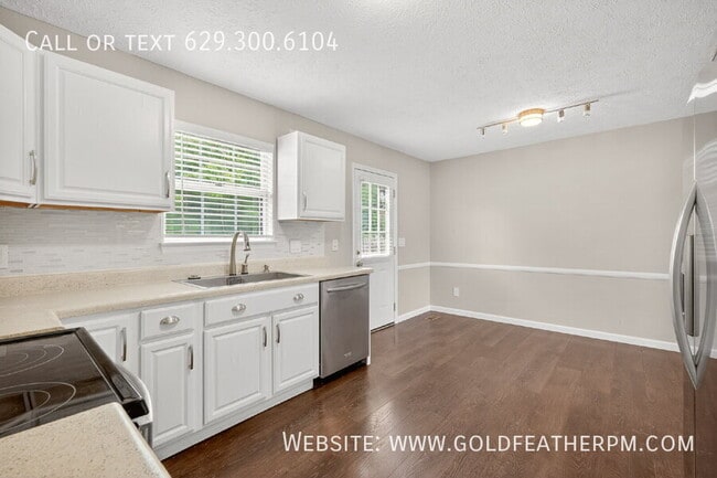 Building Photo - 3016 Pellas Pl