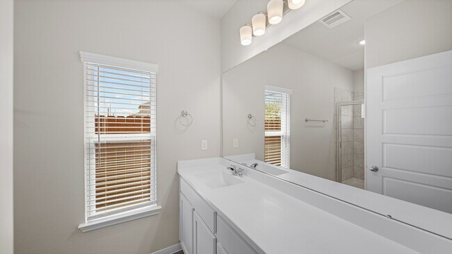 Building Photo - 13304 Nabob Dr