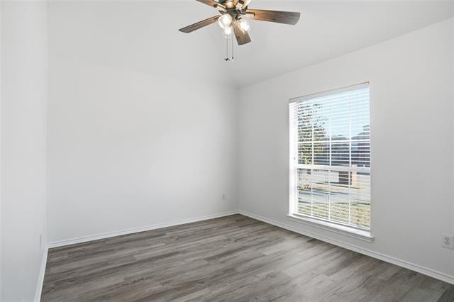 Building Photo - 1602 Meadow Park Dr