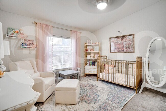 Building Photo - 5712 Hudson St