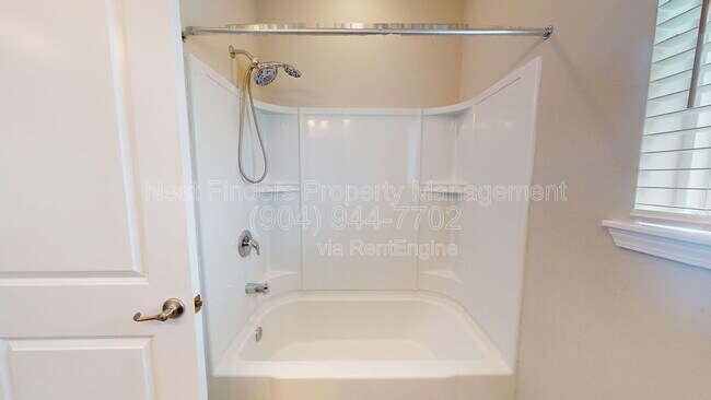 Building Photo - 167 Windermere Way