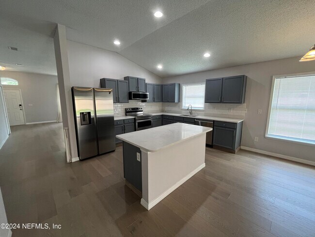 Building Photo - 250 Brookchase Ln