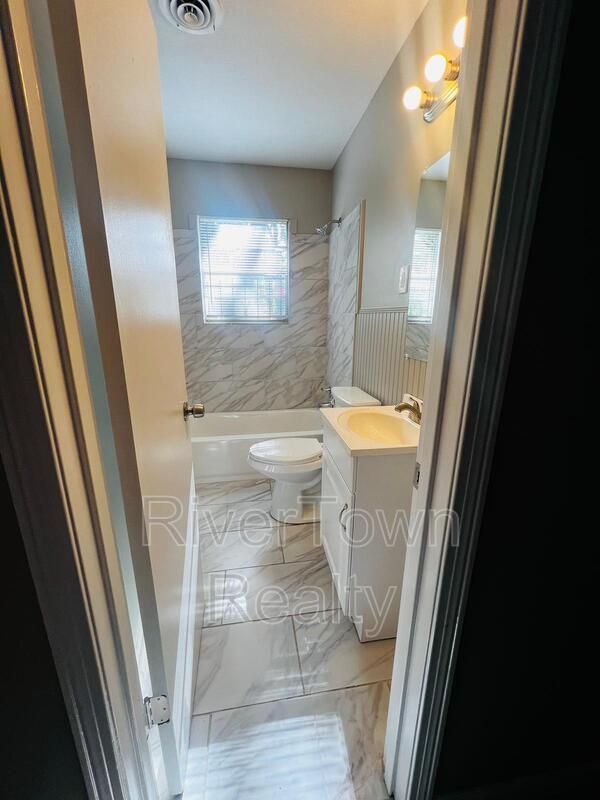 Building Photo - 4180 Kerwin Dr