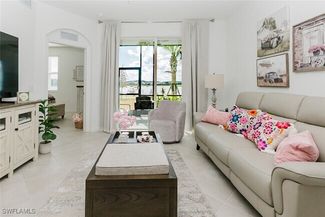 Building Photo - 5555 Double Eagle Cir