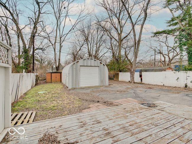 Building Photo - 1035 Helen Dr