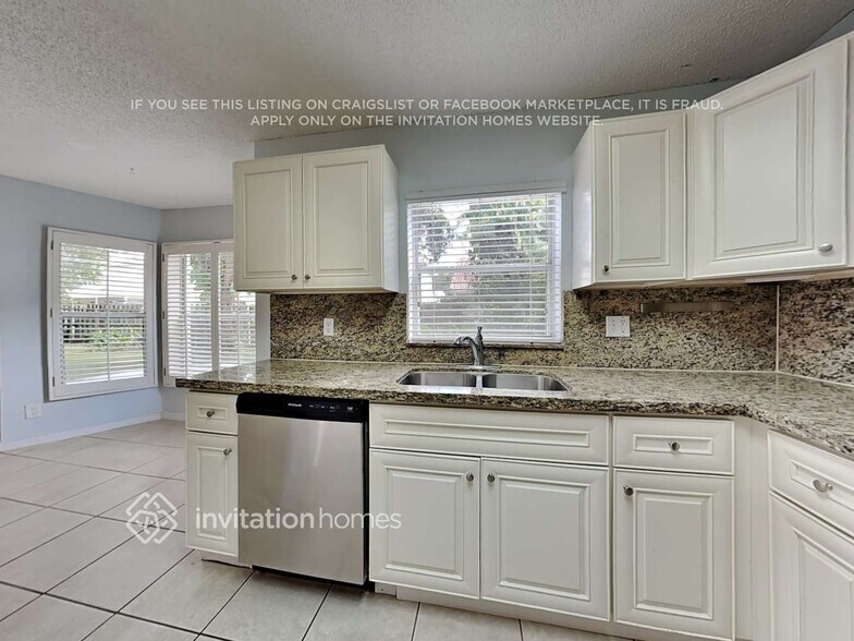 Building Photo - 7549 Lake Placid Ct