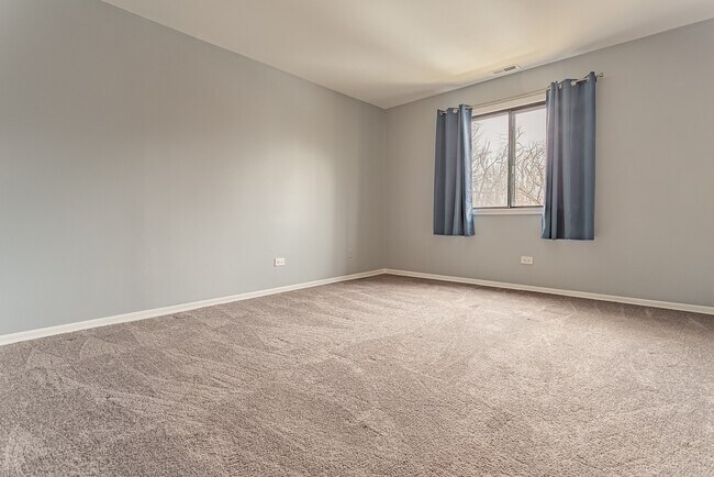 Building Photo - 9375 Hamilton Ct