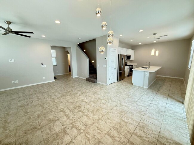 Building Photo - 14220 W Buckskin Trl