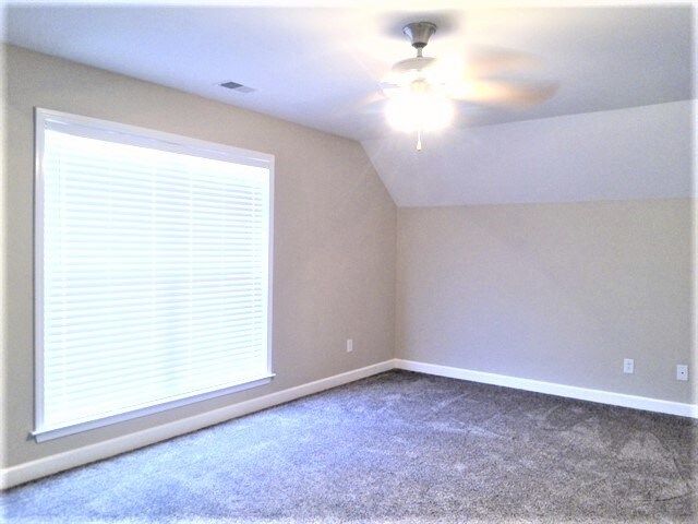 Building Photo - 7008 Masonboro Dr