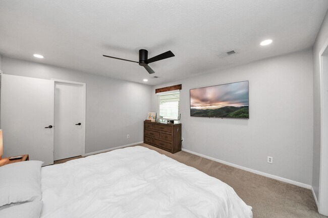 Building Photo - 20923 Moor Lily Ct