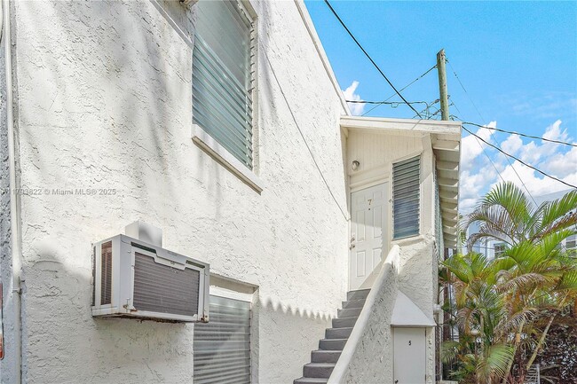 Building Photo - 1507 Meridian Ave