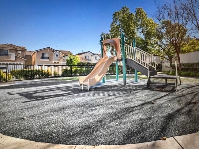 Building Photo - 30806 St Jean Ct