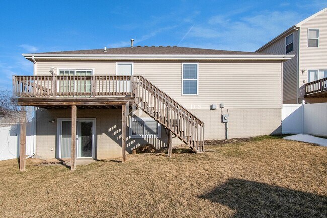 Building Photo - 14002 Kelly Dr