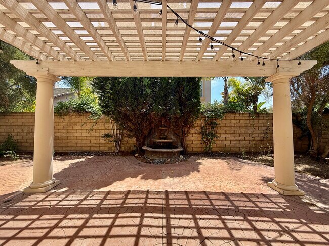 Building Photo - 13642 Pinnacle Way