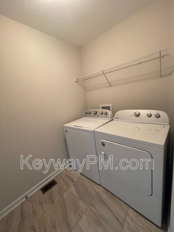 Building Photo - 1206 Cobblefield Dr