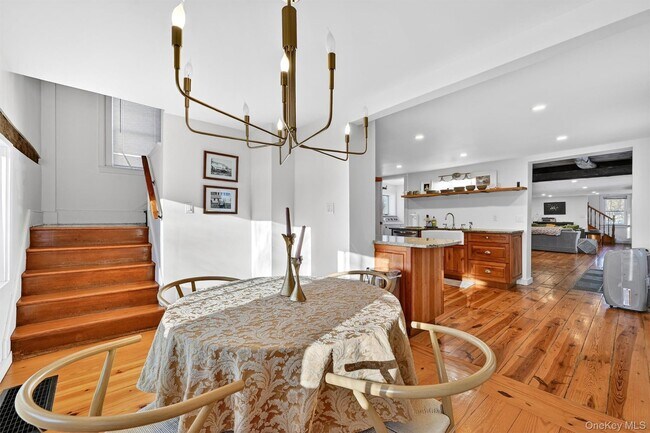 Building Photo - 322 NY-94