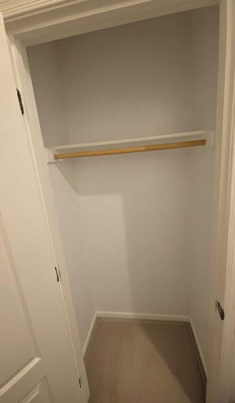 Building Photo - 17004 W Halifax Ln