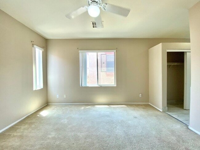 Building Photo - Nice 2-story single-family house with 3 Bedrooms, 2.5 Bathrooms