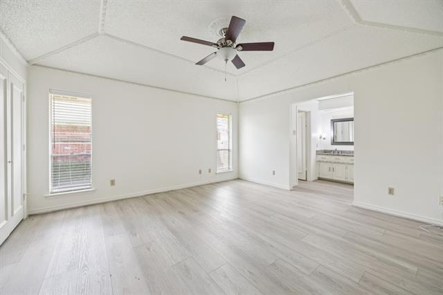 Building Photo - 7639 Dentcrest Dr