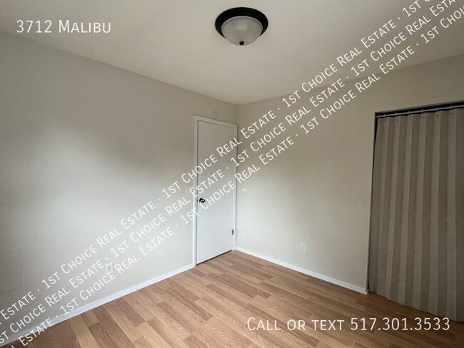 Building Photo - 3712 Malibu-