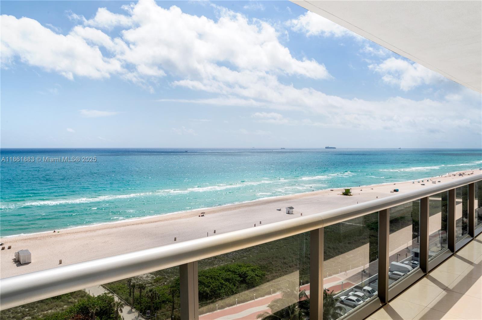 Building Photo - 5875 Collins Ave