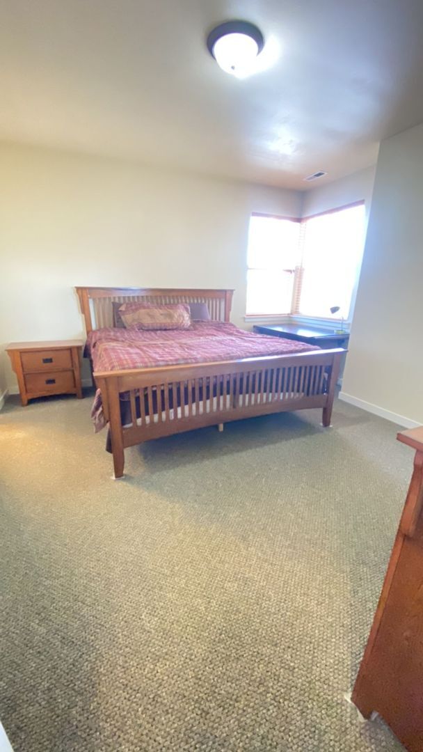 Building Photo - The Bridges at Moses Pointe - Furnished and FREE April Rent