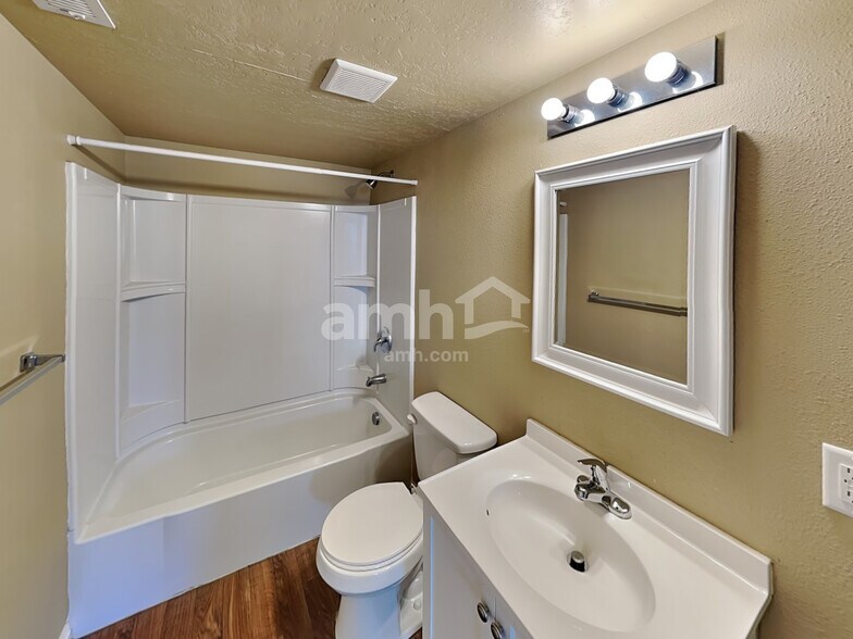 Building Photo - 4091 Lake Mountain Dr