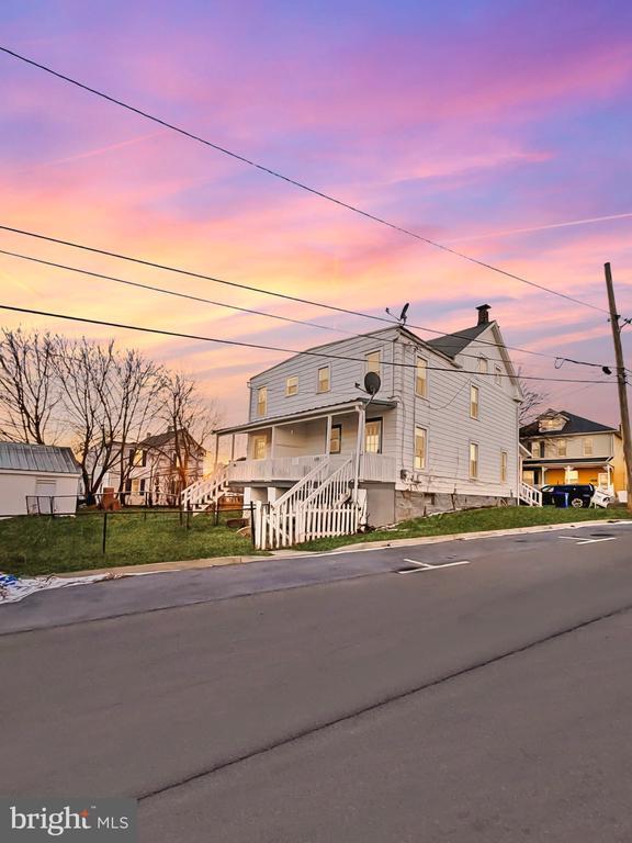 Building Photo - 488 McDowell Ave