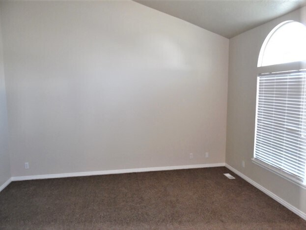 Building Photo - 2053 W 750 N