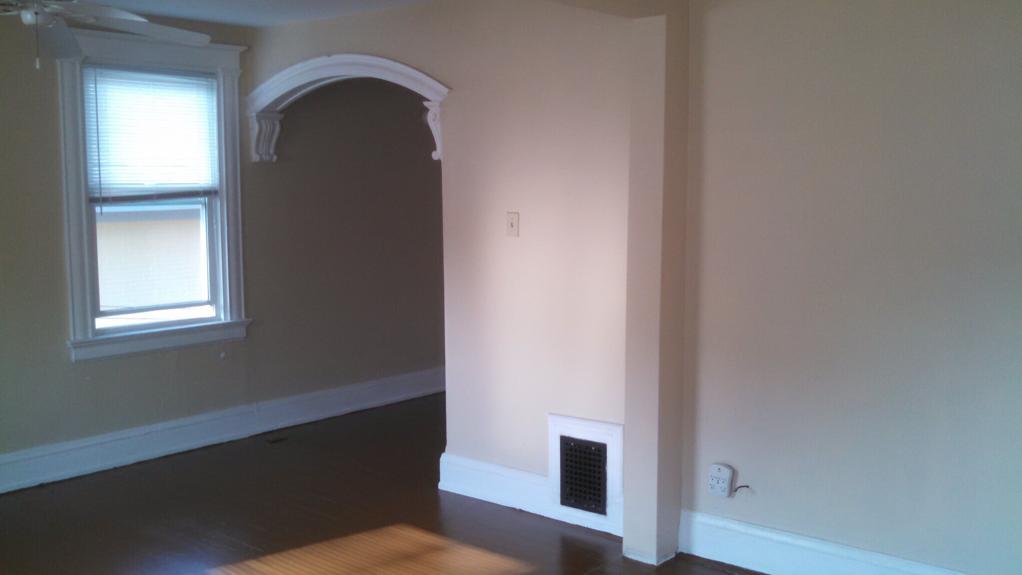 Building Photo - 2401 Fairview Ave