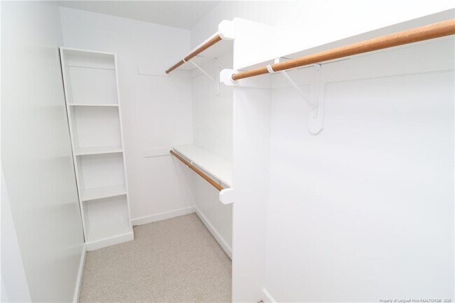 Building Photo - 5445 Brushy Meadows Dr